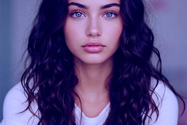 Lillian, 25, a chestnut amber-eyed mediterranean companion based in Scarcelli. Offering Erotic Massage, OWO, 69, Striptease. Available for incall and outcall...