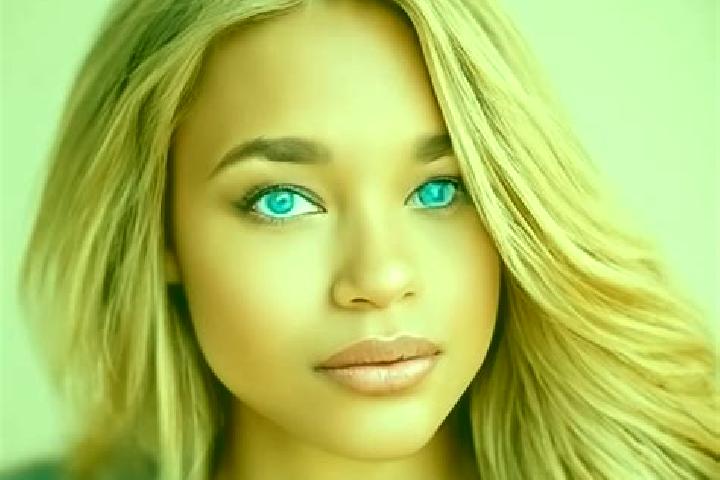 Lillian, 25, a dark blonde blue-eyed latina companion based in Aire-la-Ville. Offering Prostate Massage, Deep French Kissing, Party Girl. Available for incal...