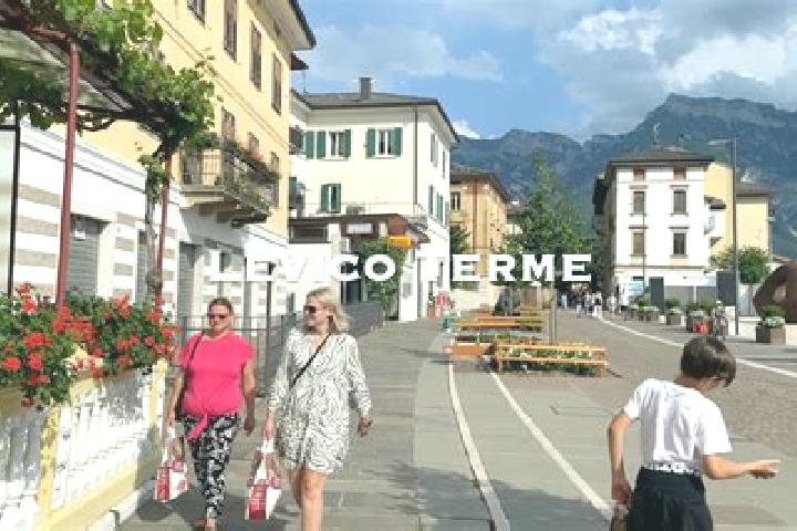 Lillian, 25 — Escort in Levico Terme, Italy