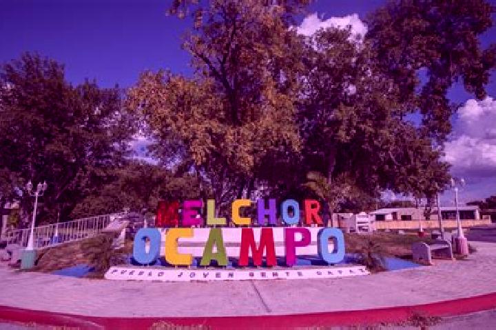 Lillian, 25 — Escort in Melchor Ocampo, Mexico