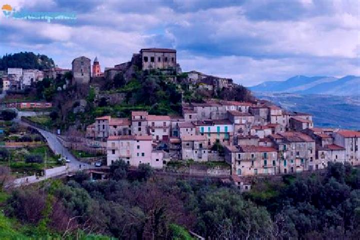 Lillian, 25 — Escort in Sant Angelo A Fasanella, Italy