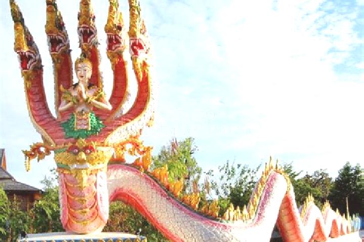 Lillian, 25 — Escort in Wang Nam Yen, Thailand