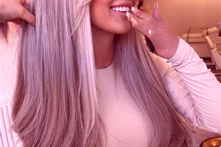 Lillian, 26, a blonde grey-eyed indian companion based in Cataloi. Offering Striptease, Massage, Deep French Kissing. Available for incall and outcall, day a...