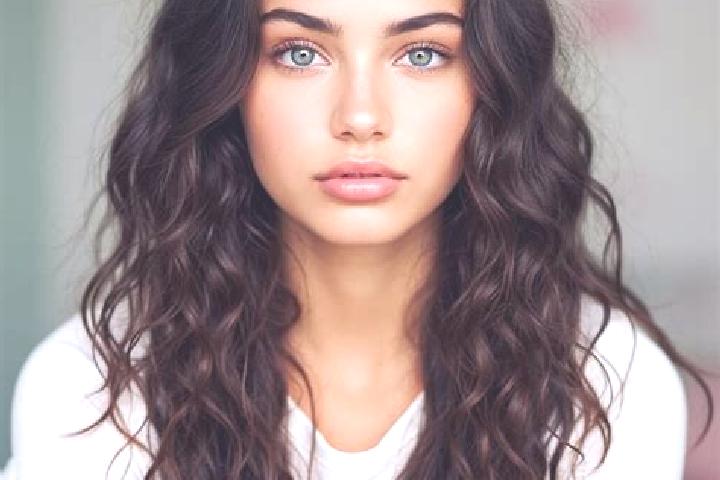 Lillian, 26, a red hazel-eyed mediterranean companion based in Muhlenrade. Offering Domination, Deep French Kissing, Overnight. Available for incall and outc...