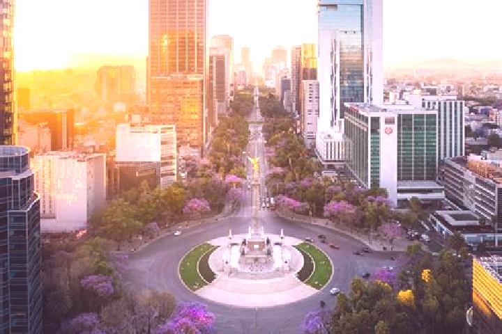 Lillian, 26 — Escort in Acalman, Mexico
