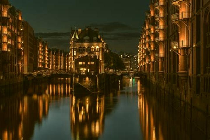 Lillian, 26 — Escort in Hansestadt Salzwedel, Germany