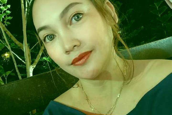 Lillian, 26 — Escort in Hinatuan, Philippines