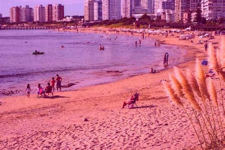 Lillian, 26 — Escort in Punta del Este, Uruguay