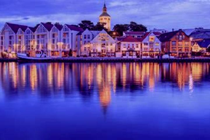 Lillian, 26 — Escort in Stavanger, Norway