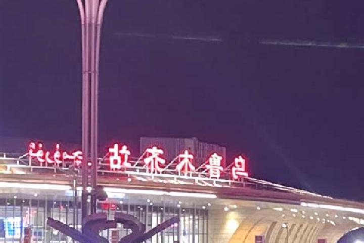 Lillian, 26 — Escort in UEruemqi, China
