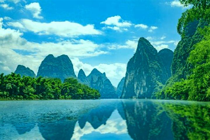 Lillian, 26 — Escort in Weizhuang, China