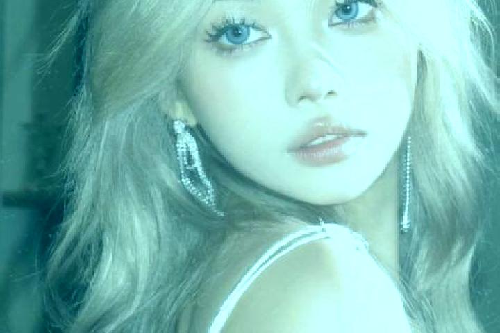 Lillian, 27, a blonde blue-eyed asian companion based in Songfeng. Offering OWO, CIM, Party Girl. Available for incall and outcall, day and evening dates.