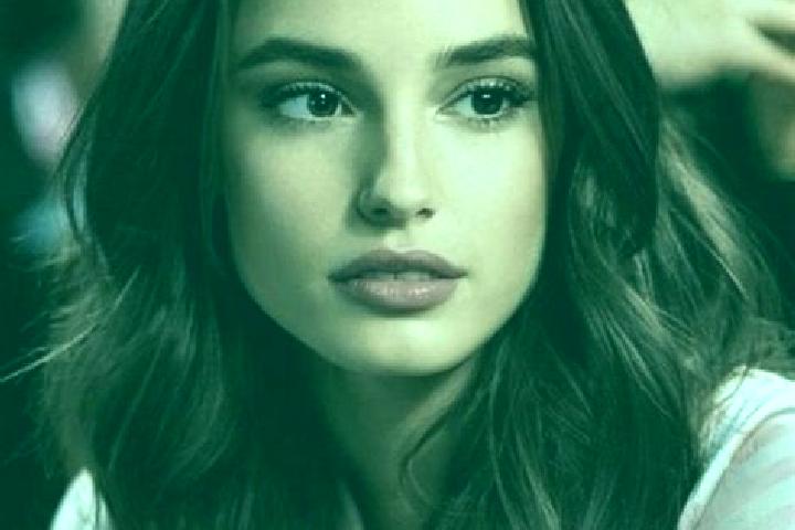 Lillian, 27, a brunette brown-eyed mixed companion based in Byrlivka. Offering Roleplay, Prostate Massage, Girlfriend Experience, 69, Erotic Massage. Availab...