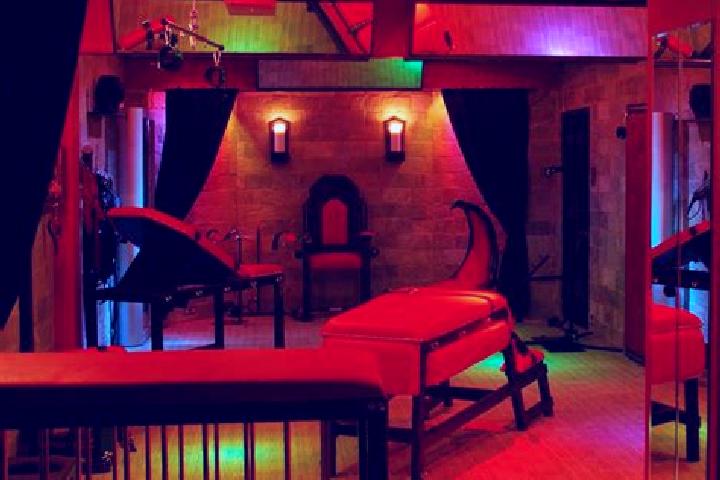 Lillian, 27, a red dark-eyed caribbean companion based in Fossoy. Offering Party Girl, BDSM, A-Level, Fetish. Available for incall and outcall, overnight boo...