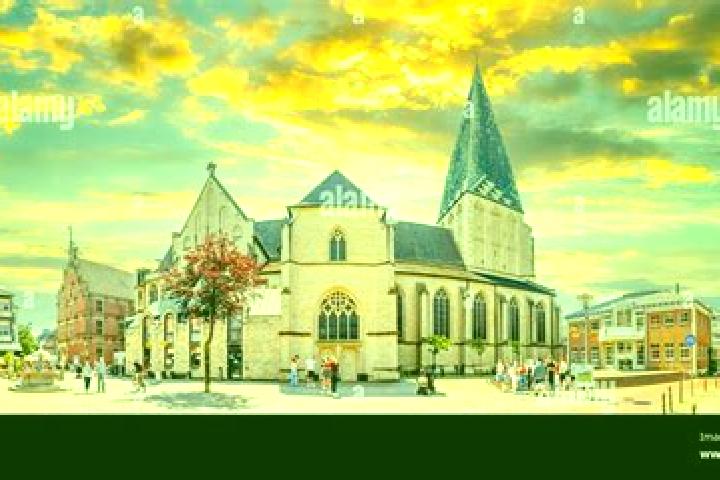 Lillian, 27 — Escort in Bocholt, Germany