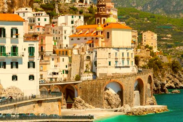 Lillian, 27 — Escort in Botricello, Italy