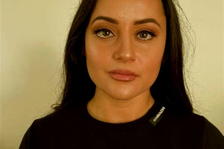 Lillian, 27 — Escort in North Troy, United States