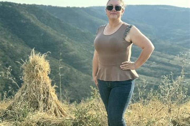 Lillian, 27 — Escort in Temastian (La Cantera), Mexico
