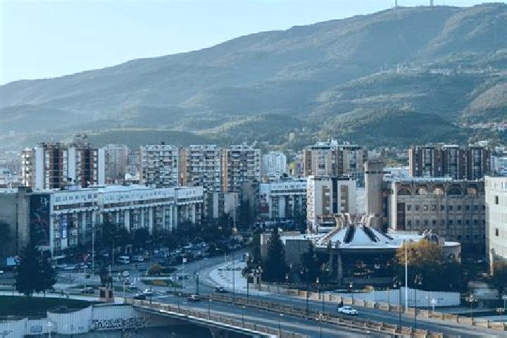 Lillian, 27 — Escort in Zvan, North Macedonia