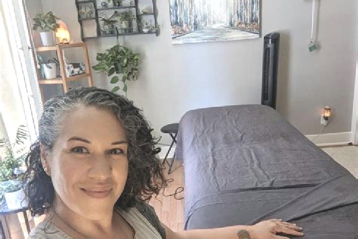 Lillian, 28, a auburn brown-eyed caribbean companion based in Chateauneuf-du-Faou. Offering Massage, Prostate Massage, Deep French Kissing, Erotic Massage. A...