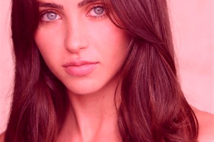 Lillian, 28, a auburn brown-eyed indian companion based in Wettmannstaetten. Offering Erotic Massage, Massage, GFE. Available for incall and outcall, day and...