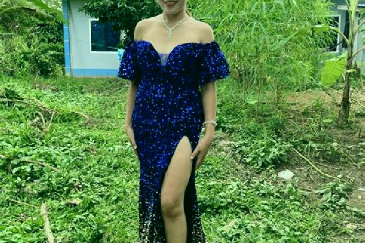 Lillian, 28 — Escort in Olutanga, Philippines