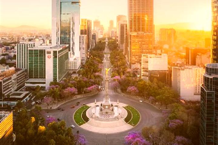 Lillian, 28 — Escort in Poxila, Mexico
