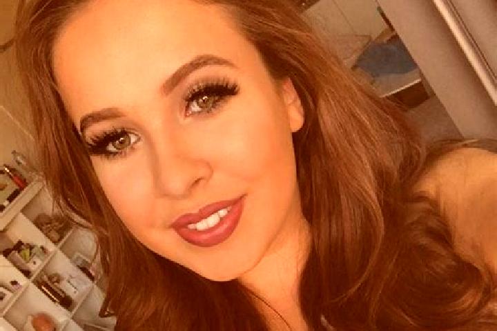 Lillian, 29, a brunette grey-eyed caribbean companion based in Barqin. Offering Roleplay, Girlfriend Experience, A-Level, Dinner Date. Available for incall a...