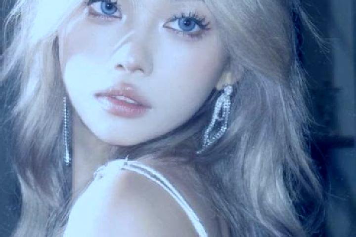 Lillian, 29, a platinum blonde green-eyed asian companion based in Moerrum. Offering CIM, Girlfriend Experience, 69. Available for incall and outcall, overni...