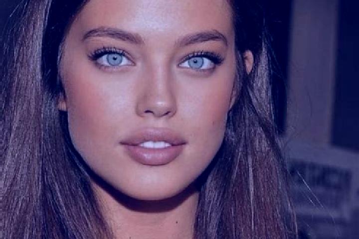 Lillian, 29, a red blue-eyed mediterranean companion based in Rinconada de Malloa. Offering Striptease, Erotic Massage, Duos, 69. Available for incall and ou...
