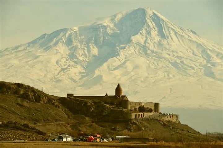 Lillian, 29 — Escort in Ararat, Armenia
