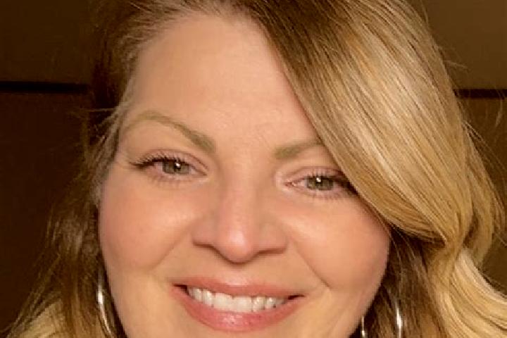 Lillian, 29 — Escort in Auxier, United States