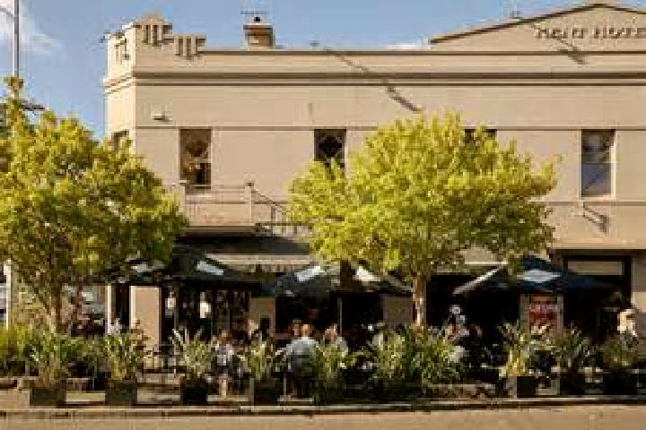 Lillian, 29 — Escort in Carlton North, Australia