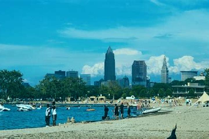 Lillian, 29 — Escort in Edgewater Park, United States