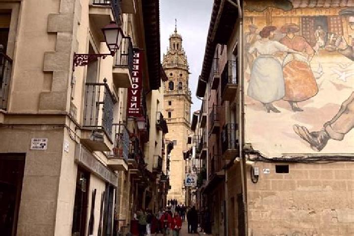 Lillian, 29 — Escort in Haro, Spain
