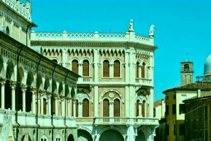 Lillian, 29 — Escort in Legnaro, Italy