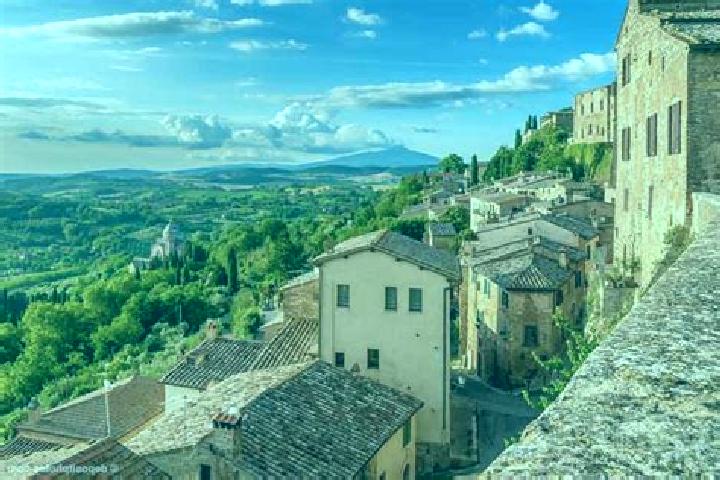 Lillian, 29 — Escort in Montelanico, Italy