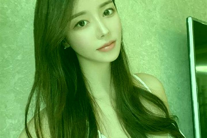 Lillian, 29 — Escort in Sunjiatuan, China