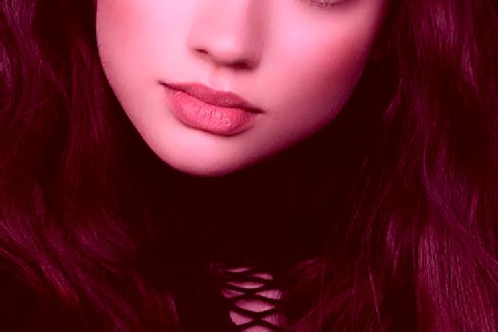 Lillian, 30, a auburn dark-eyed european companion based in Barmaky. Offering A-Level, Couples, Party Girl. Available for incall and outcall, day and evening...