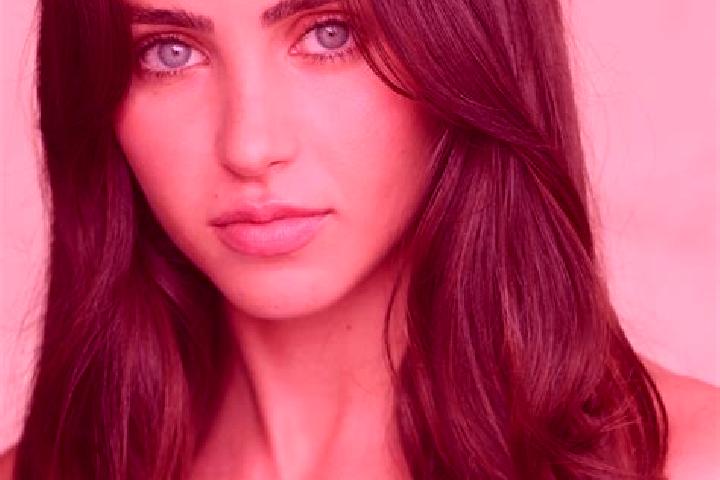 Lillian, 30, a auburn dark-eyed latina companion based in Moritake. Offering Tantra, BDSM, Roleplay, Striptease, Couples. Available for incall and outcall, d...