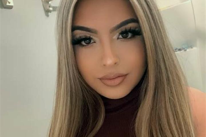 Lillian, 30, a blonde amber-eyed latina companion based in Wang Sai Phun. Offering Erotic Massage, OWO, Tantra, BDSM, CIM. Available for incall and outcall, ...