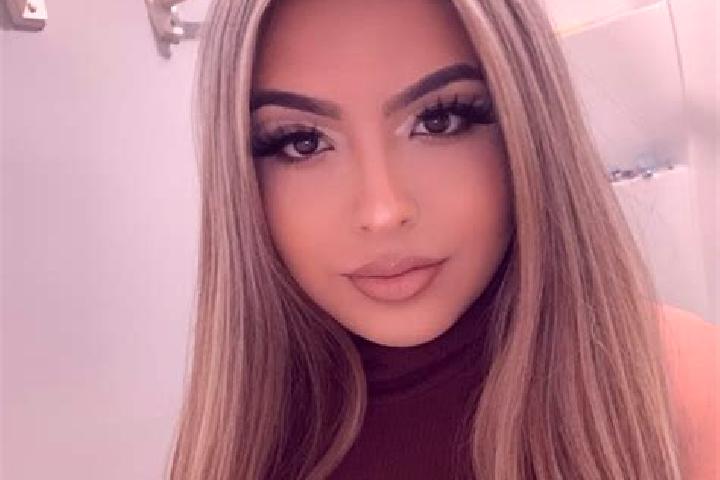 Lillian, 30, a blonde amber-eyed latina companion based in Ward 2. Offering Fetish, 69, Tantra. Available for incall and outcall, overnight bookings available.