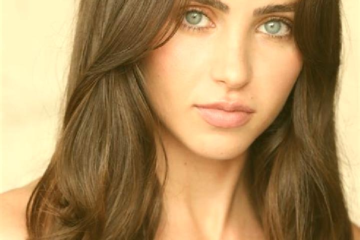 Lillian, 30, a brunette dark-eyed caucasian companion based in Jussy. Offering Dinner Date, Girlfriend Experience, Erotic Massage, Duos. Available for incall...