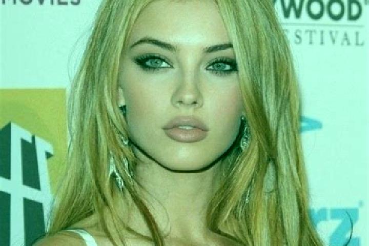 Lillian, 30, a dark blonde hazel-eyed slavic companion based in Lamure-sur-Azergues. Offering Fetish, Duos, 69. Available for incall and outcall, day and eve...
