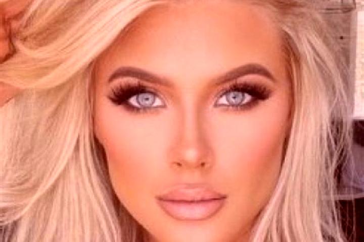Lillian, 30, a platinum blonde hazel-eyed middle eastern companion based in Dolyns ke. Offering A-Level, Striptease, Fetish. Available for incall and outcall...