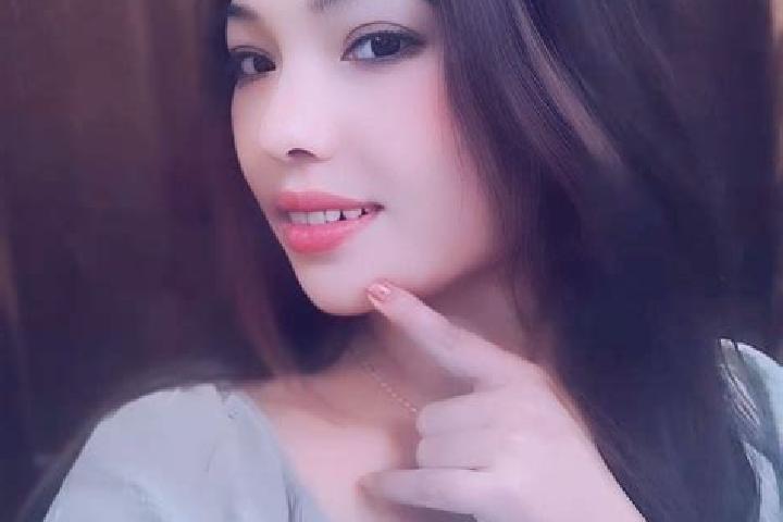 Lillian, 30 — Escort in Chanu, France