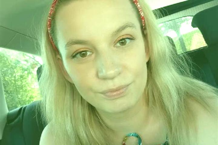 Lillian, 30 — Escort in Rozborz, Poland