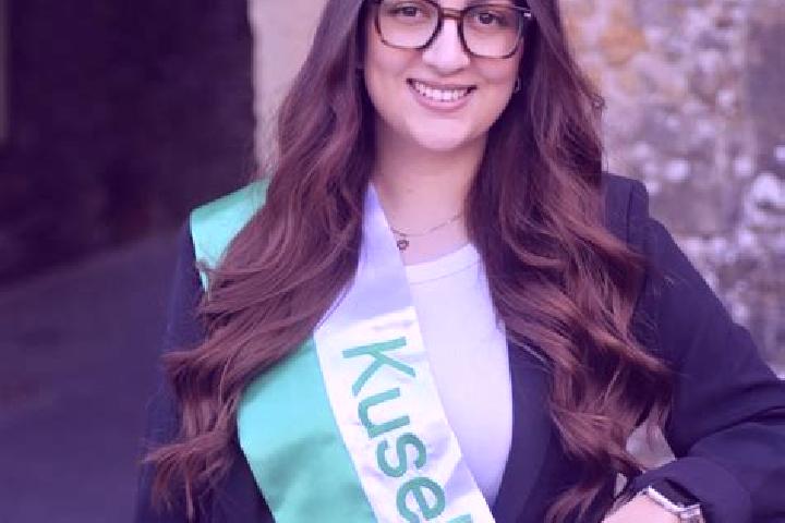 Lillian, 30 — Escort in Schoenenberg-Kuebelberg, Germany