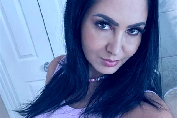 Lillian, 31, a black blue-eyed european companion based in Monte Caseros. Offering Deep French Kissing, CIM, A-Level. Available for incall and outcall, day a...