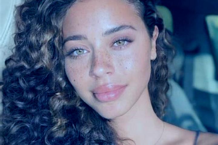 Lillian, 31, a black hazel-eyed latina companion based in La Ballena. Offering Massage, GFE, Roleplay, Couples, Girlfriend Experience. Available for incall a...
